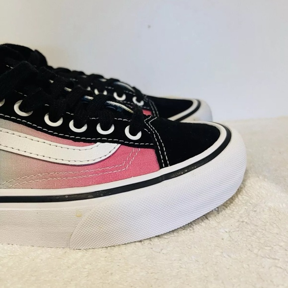 Size 8.5 Women-7 Men Vans Ultra Cush Multi Color ￼ Old-School Skate Shoe. - Picture 2 of 16